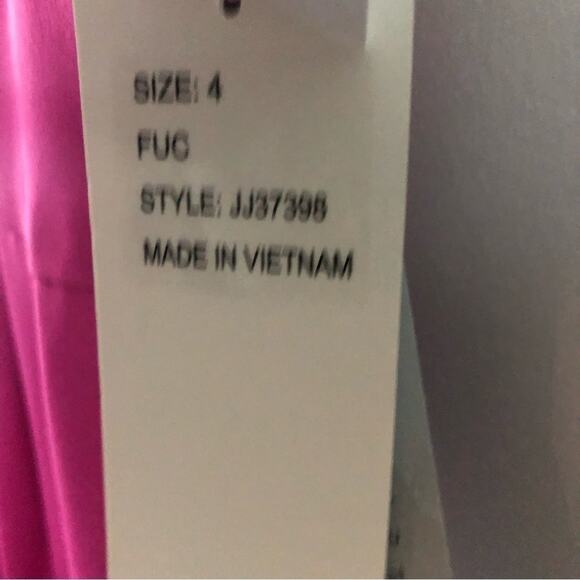 Julia Jordan Fuchsia Pink V Neck Tie Waist Jumpsuit NEW - Picture 8 of 8